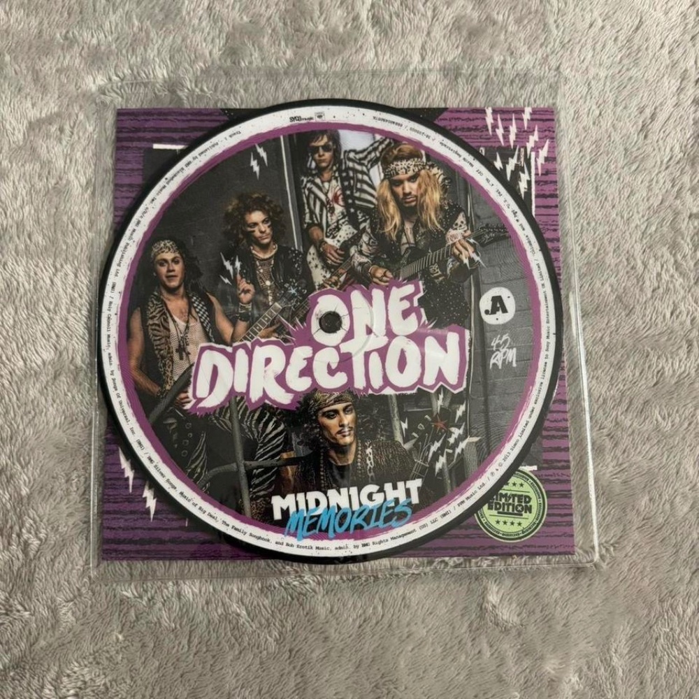 One Direction Midnight Memories 7” Vinyl
